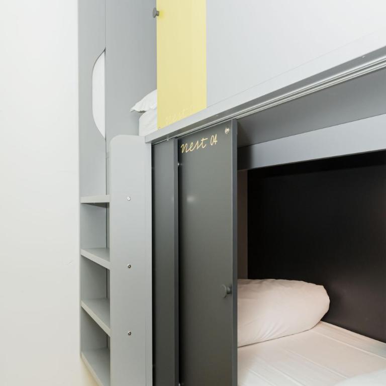 Free Hostels Roma - Posto Letto in Dormitorio Misto con 10 Letti - 4
