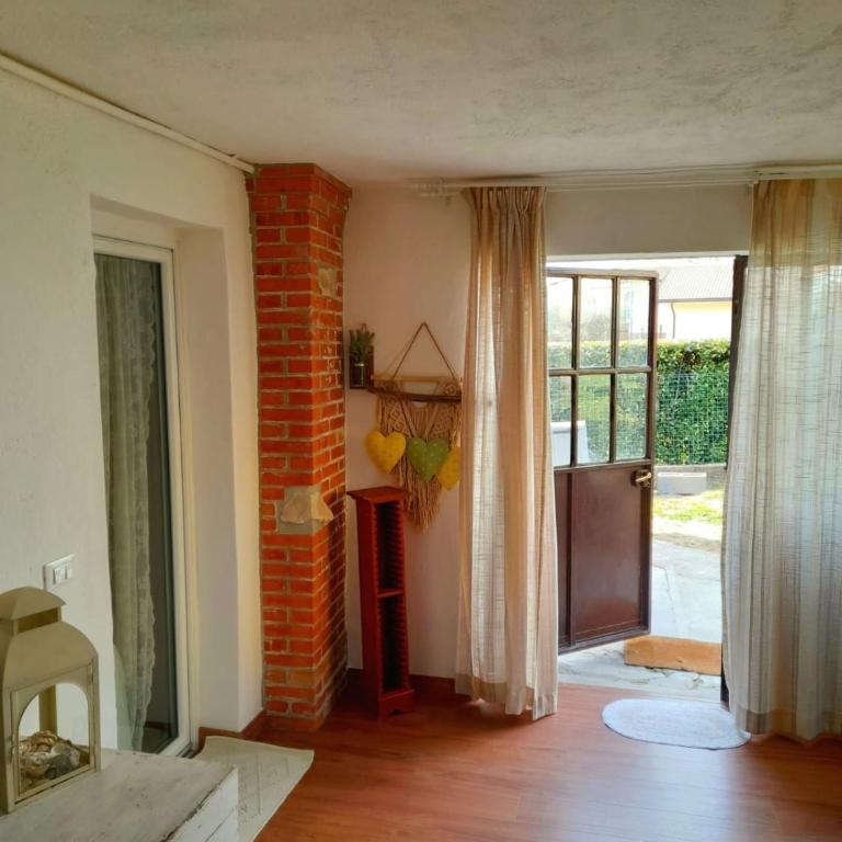 Les Amis - Two-Bedroom Apartment - 34