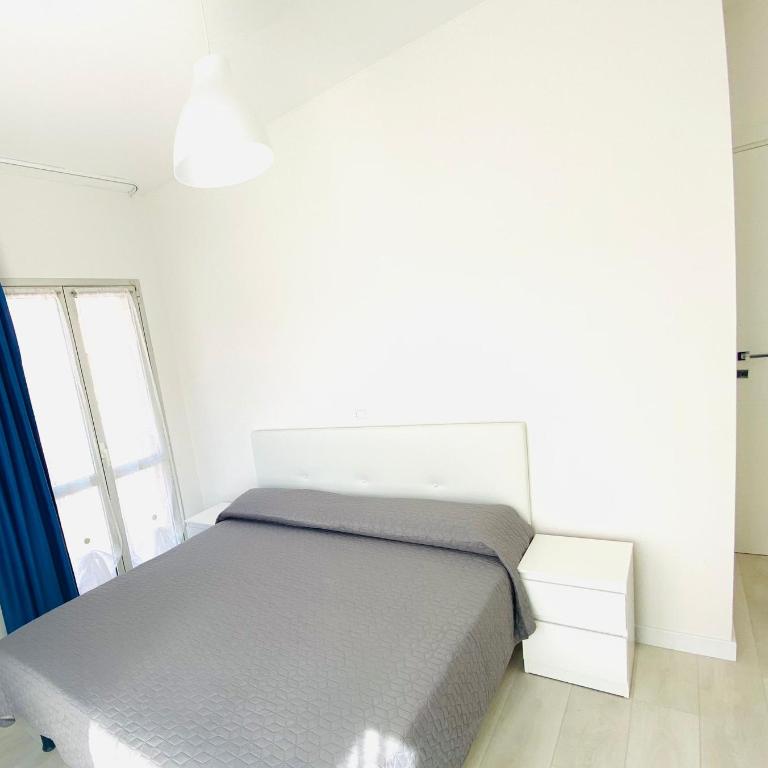 AUGUSTUS - Piazza Mazzini - Vicino al mare - IMMOBIL RELAX - Appartamento con 2 Camere da Letto - 2