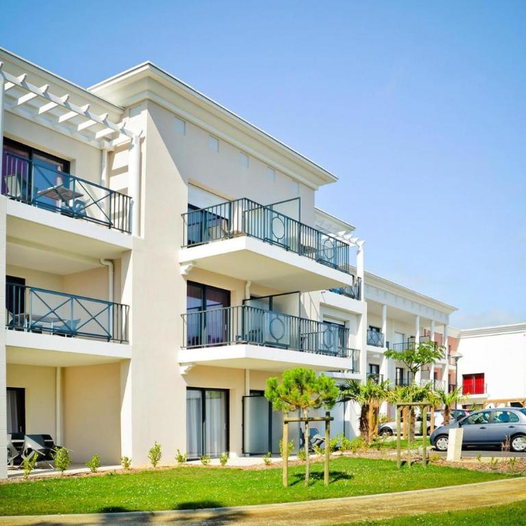 Romantic Seaside Stay in La Baule - Apartment - 8