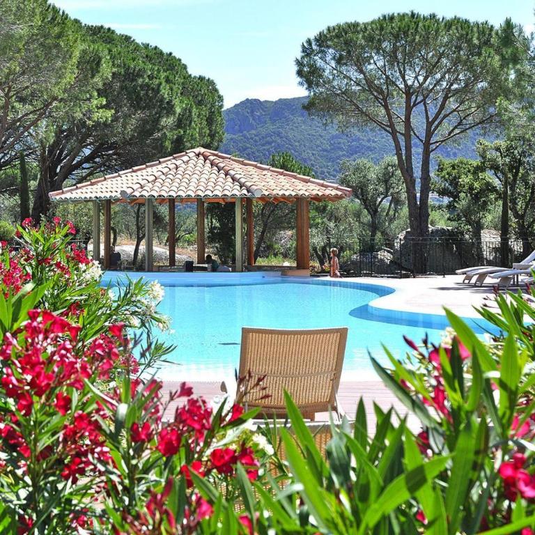 Apartment in Corsica near Palombaggia Beach - Two-Bedroom Apartment - 10