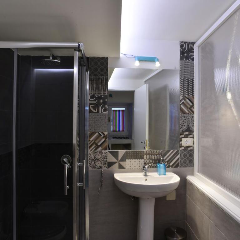 La Locanda dei Corrieri - Triple Room with Private Bathroom - 5