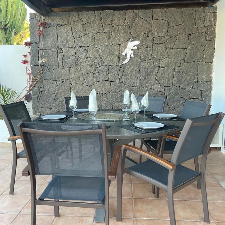 Splendid Casa Nostra, private pool, Wifi, garden - Three-Bedroom Villa - 35