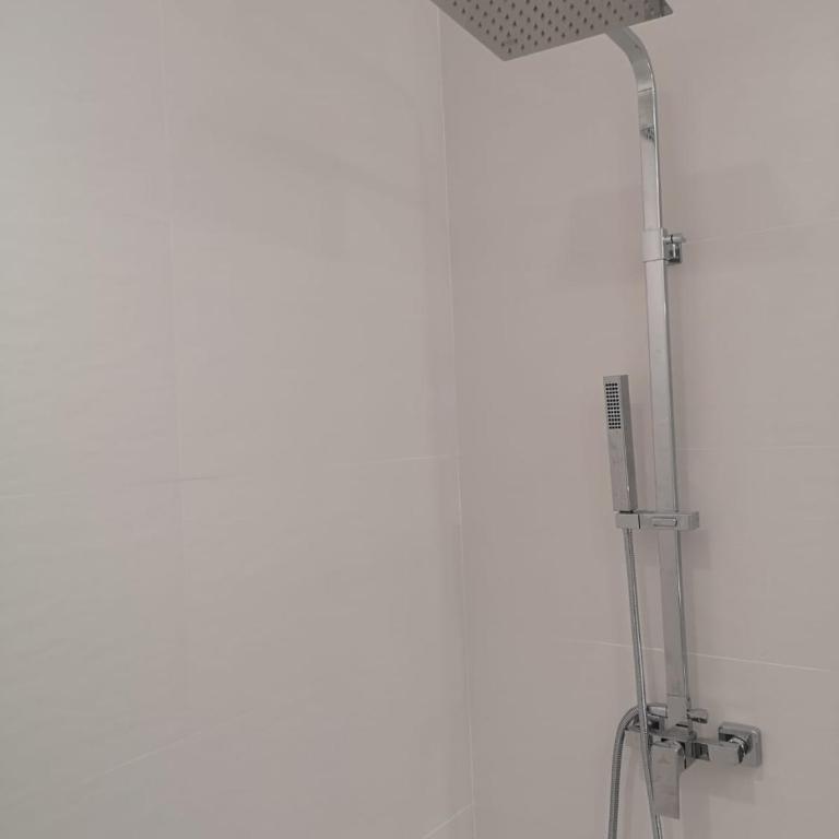 Casa Serral - Three-Bedroom Townhouse - 15
