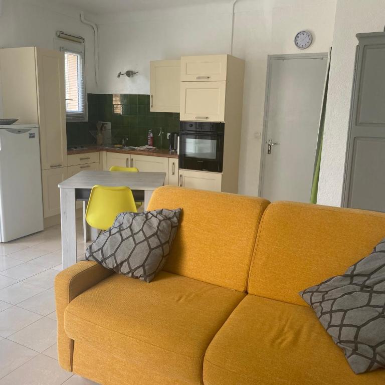 studio, jardin, parking à 100 m de la plage - Studio - 3