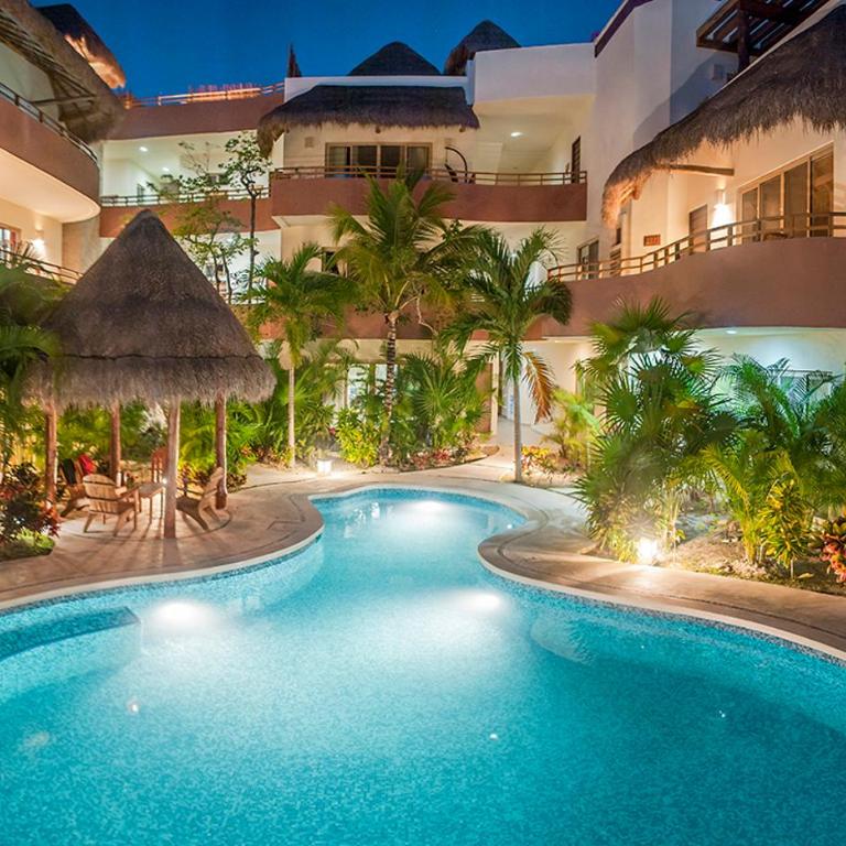 Spacious Penthouse with Private Rooftop in Gated Community - Apartamento de 2 dormitorios - 32