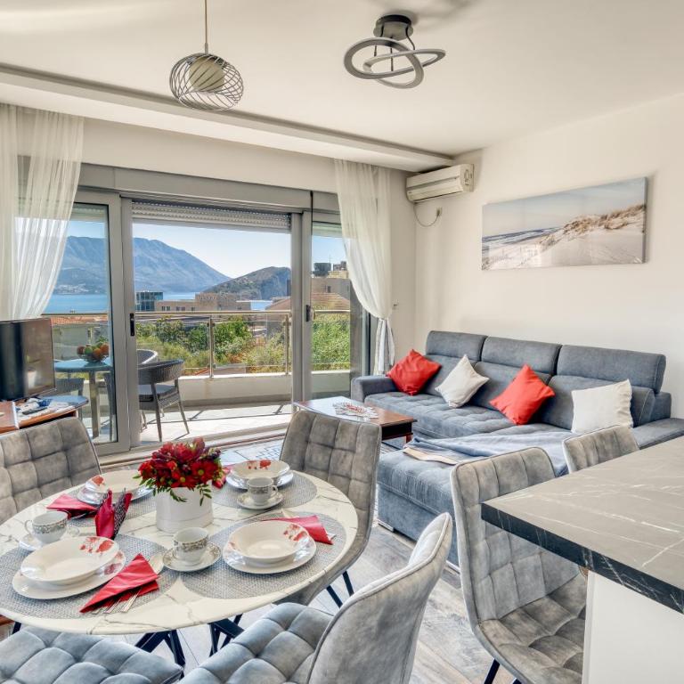 Apartment With a View - One-Bedroom Apartment - 9