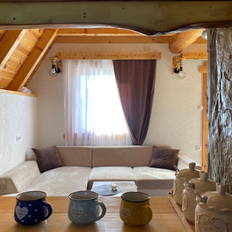 Cottage Angel - Two-Bedroom House - 18