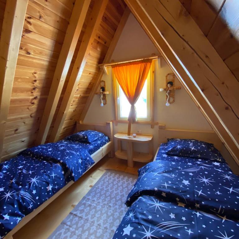 Cottage Angel - Two-Bedroom House - 24