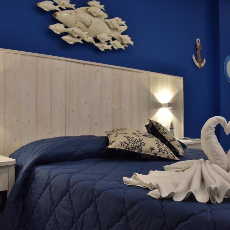 B&B Marina Blu - Camera Tripla con Bagno Privato - 1