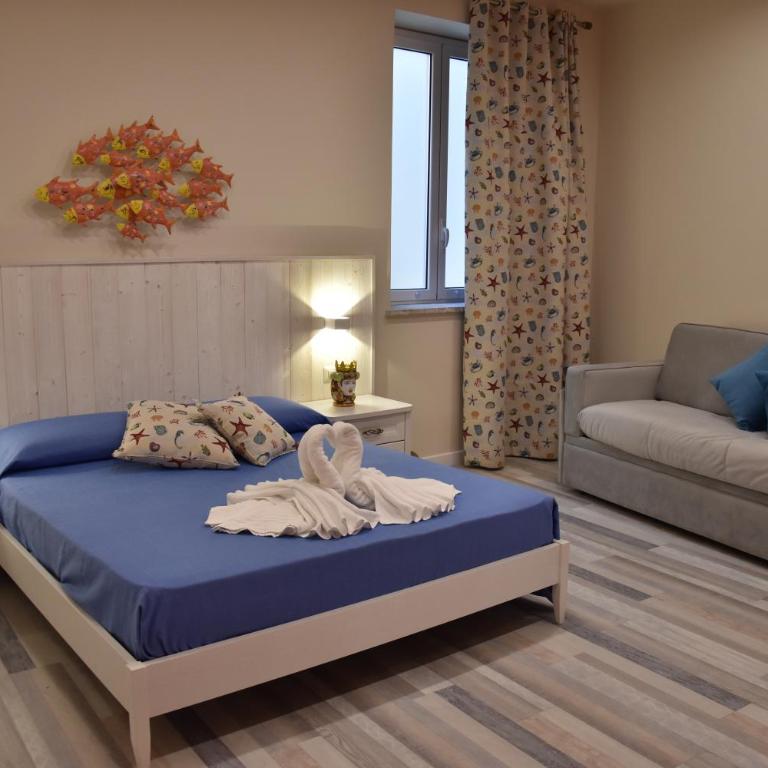 B&B Marina Blu - Camera Tripla con Bagno Privato - 1