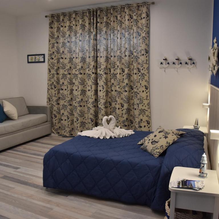 B&B Marina Blu - Camera Tripla con Bagno Privato - 4