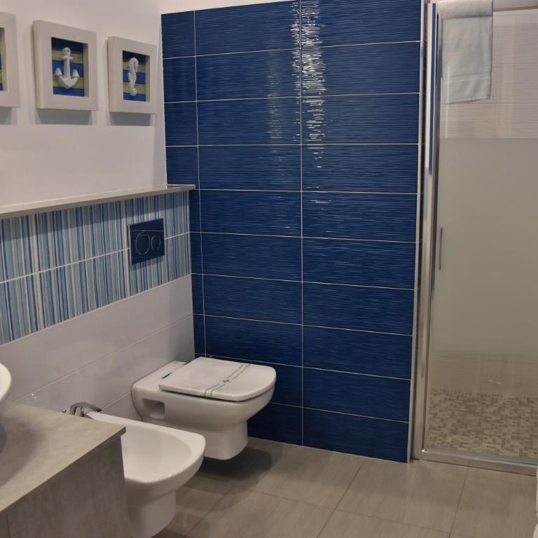 B&B Marina Blu - Camera Tripla con Bagno Privato - 5