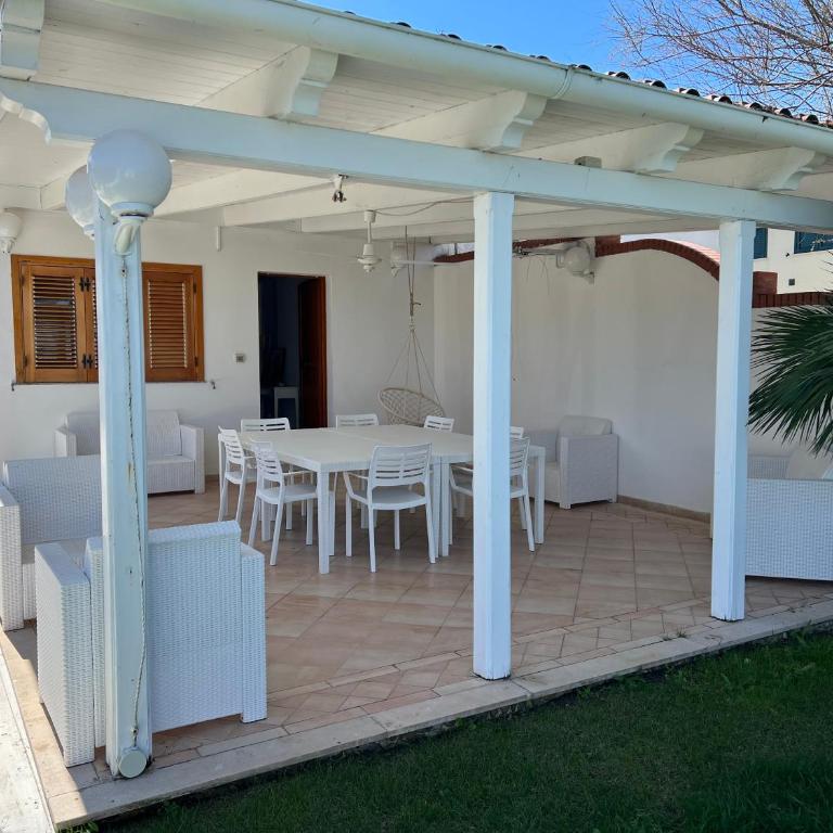 Villino R&R con piscina ed accesso diretto al mare - Casa con 2 Camere da Letto - 24