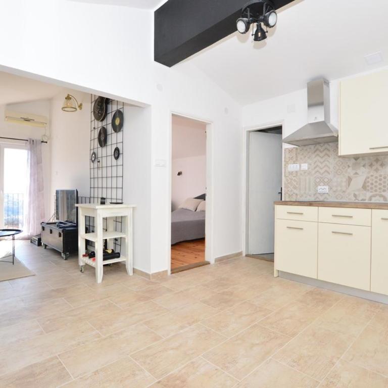 Olive apartments - One-Bedroom Apartment - 10