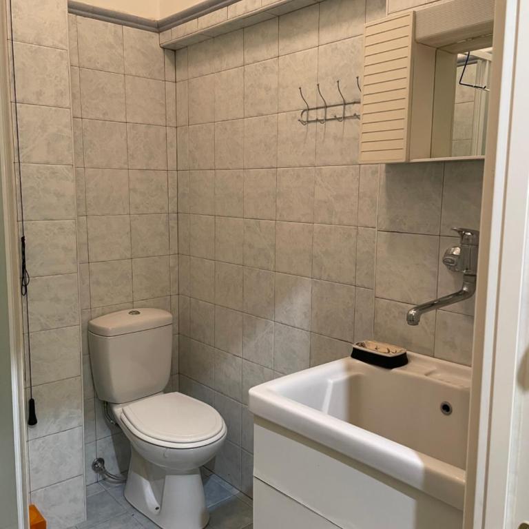 A due passi dalla metro - Appartamento con 2 Camere da Letto - 21