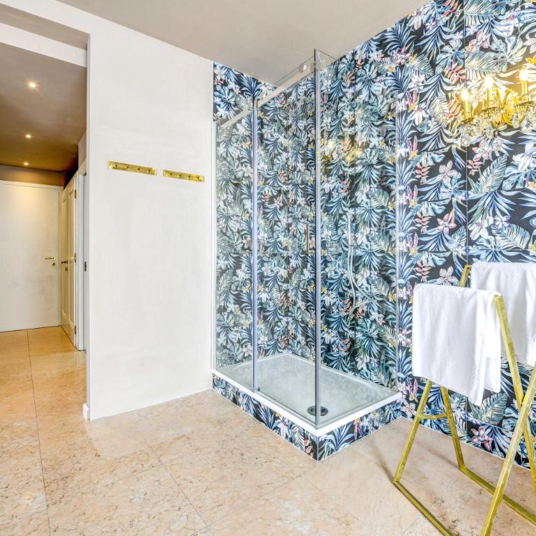 Prestige Suite Sirmione - Camera King Deluxe - 14