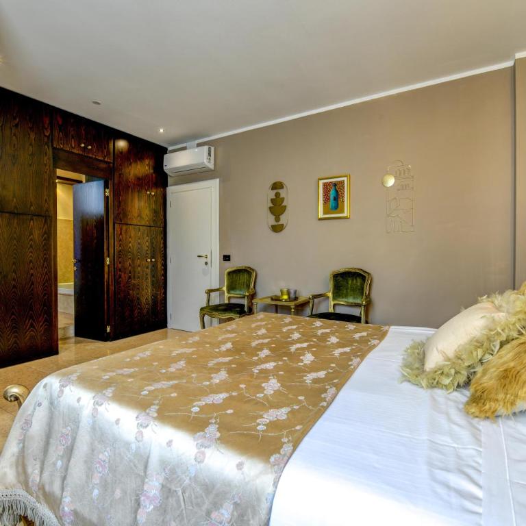 Prestige Suite Sirmione - Camera Queen Deluxe - 17
