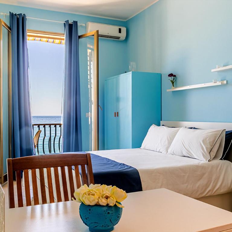 Pippo House - Monolocale con Vista Mare - 3