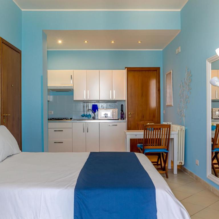 Pippo House - Monolocale con Vista Mare - 4