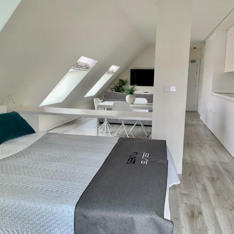 BN SUITES Rambla - Superior Studio - 10
