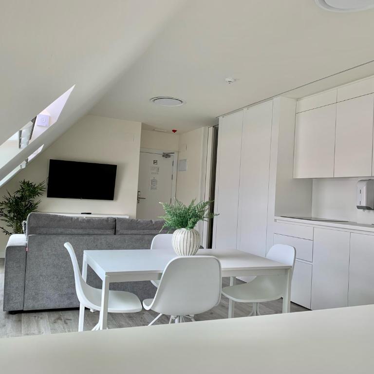 BN SUITES Rambla - Superior Studio - 12