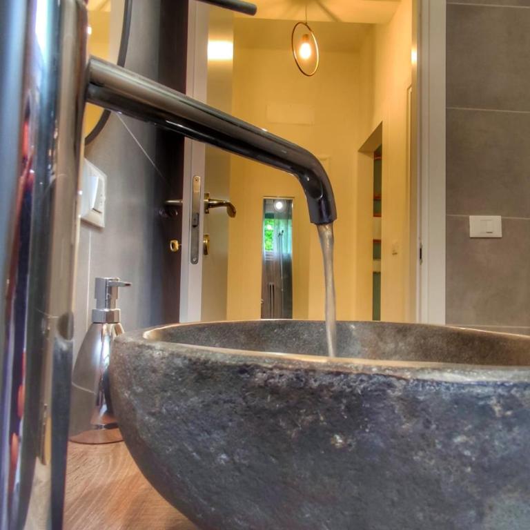 Aurora Flowers - Two rooms and free parking near center and train station - Appartamento con 2 Camere da Letto - 36