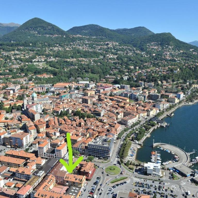 Attico VistaLago - Centro città Verbania - Appartamento con 1 Camera da Letto - 19