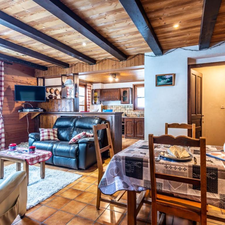 Beau chalet proche centre/pistes - Garage - Wifi - Chalet 3 Chambres - 21