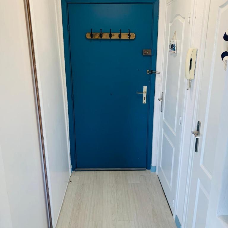 Studio de standing climatisé, avec piscine, proche de la mer - Appartement 1 Chambre - 17