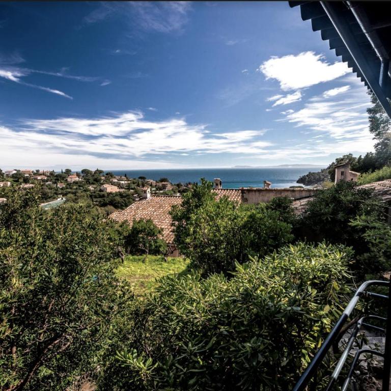 Petite maison de vacance vue mer - Ferienhaus - 10
