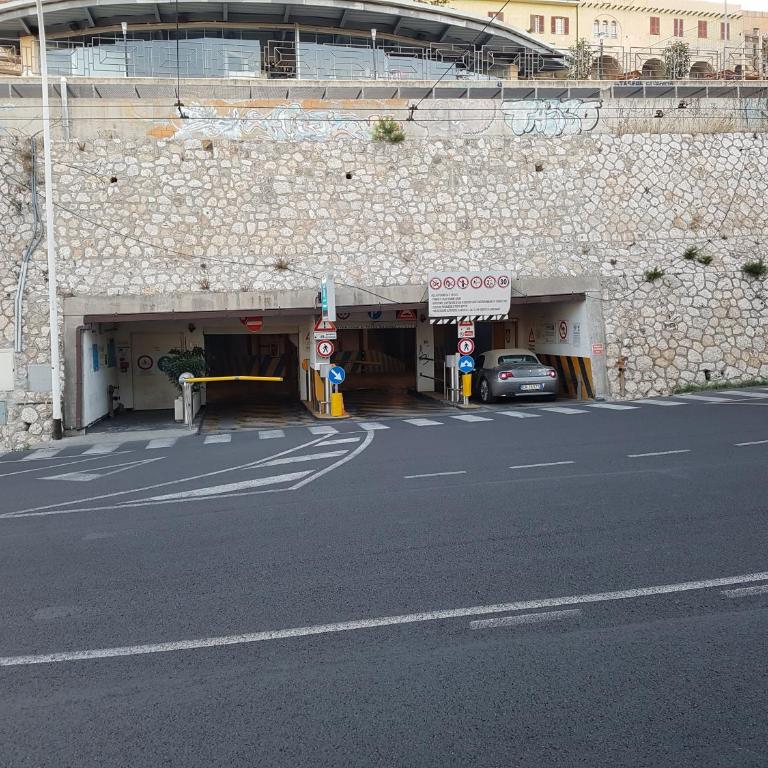 Studio Apartments Boutique Al Bastione di Cagliari - Monolocale con Balcone - 3