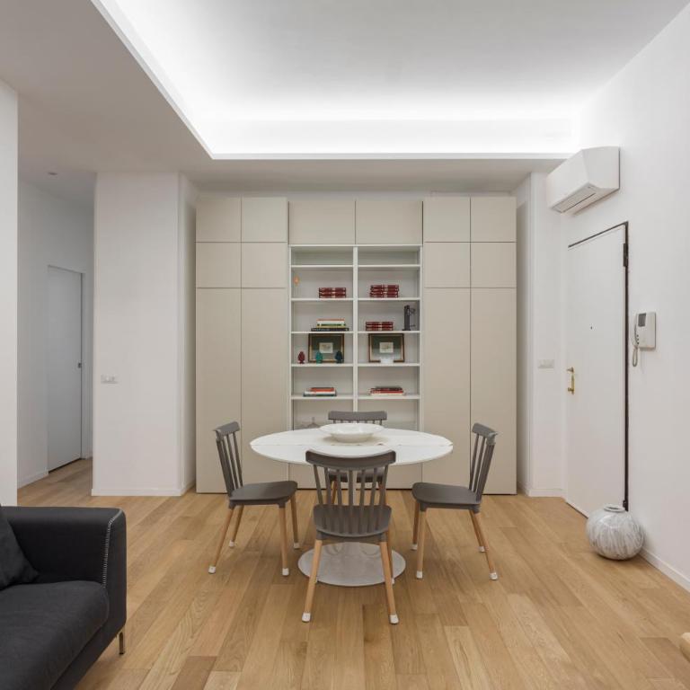 Hostmate - Milano - Codara 1 - Navigli - Appartamento con 2 Camere da Letto - 2