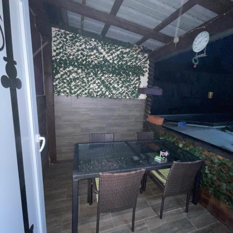 HOSTEL LOVELY ROOMS CITY CENTER, shared Bathroom - Deluxe Room - 10