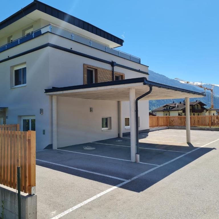 H21 - Modernes Ferienhaus 145qm, 4SZ, Wellnessbereich mit Sauna und Dachterrasse mit Panoramablick, Kühlen und Heizen mit Geothermie - Casa Vacanze - 14