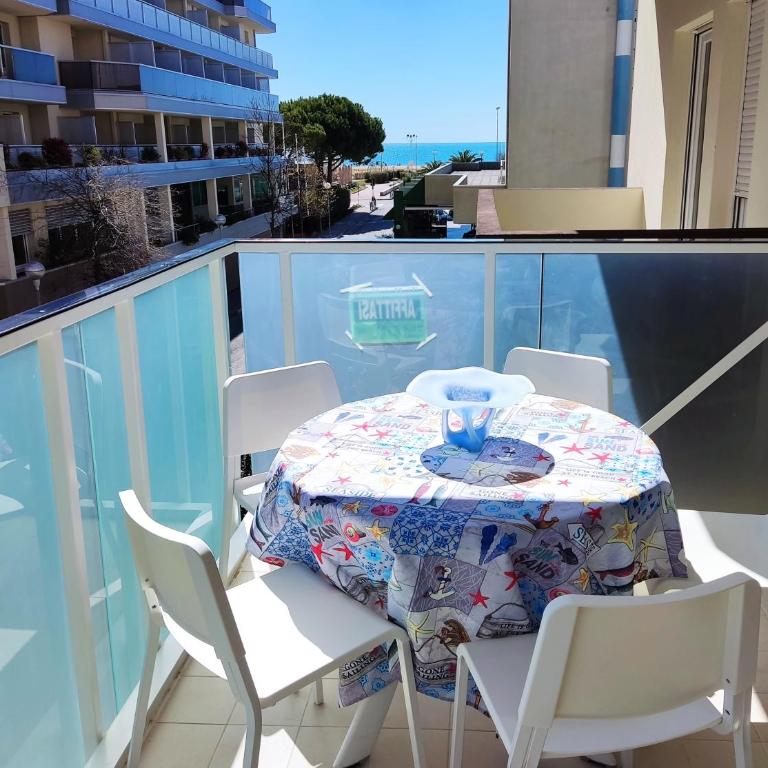 Green Life Wohnungen direkt am Strand - Two-Bedroom Apartment with Balcony and Sea View - 1