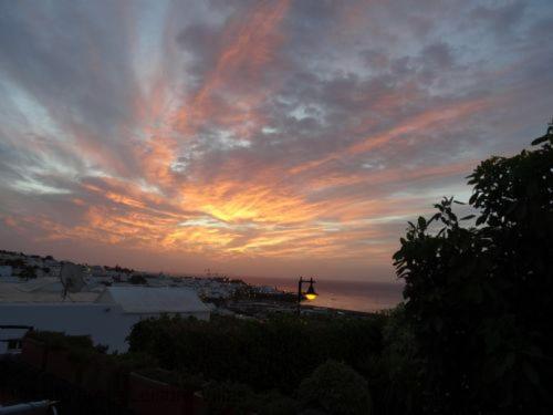 Villa Benedicte sea view, heated pool, bedroom A/C, WiFi, SKY, short walk to Puerto del Carmen - Villa de 3 dormitorios - 14