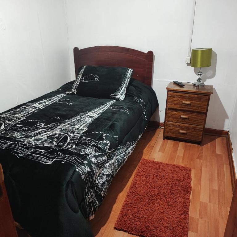 Hostal Gomero - Single Room with Shared Bathroom - 1