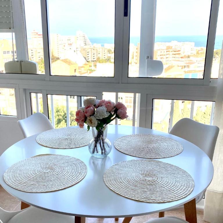 Iris Vistas Sea & Sun Benalmadena - Apartamento Estudio con vistas al mar - 1