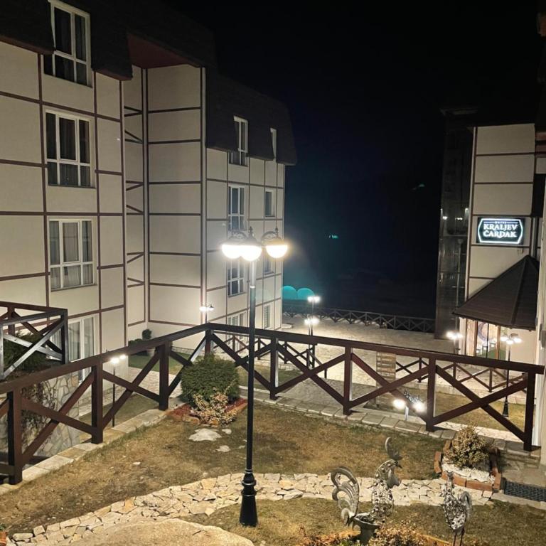 Kopaonik apartmani u Kraljevim Čardacima , Čar 27 i 6-13 - Apartment with Mountain View - 14