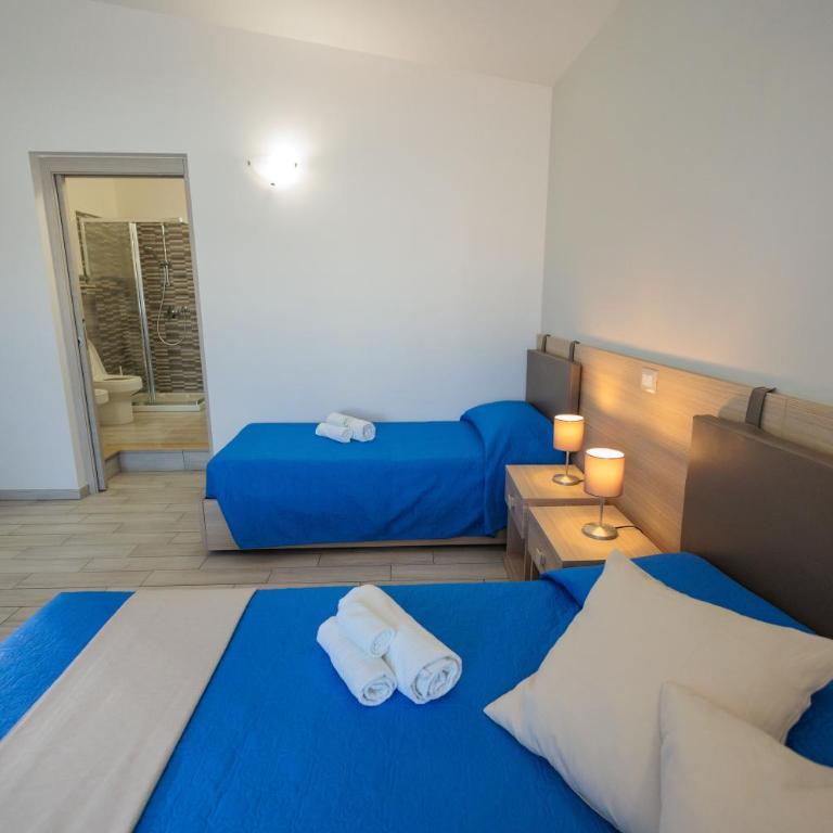 Fuori Rotta Rooms - Camera Tripla con Bagno Privato - 27