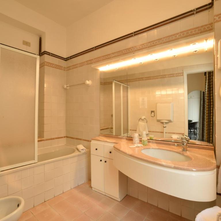 Hotel Morchio Mhotelsgroup - Camera Matrimoniale/Doppia con Letti Singoli - 35