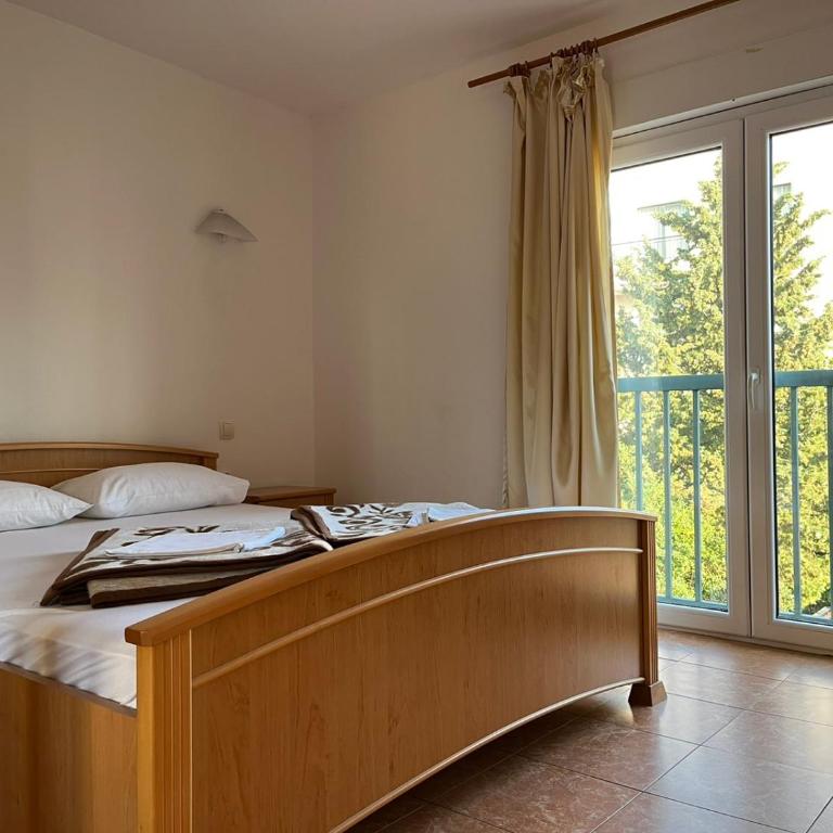 Apartments and Room MV - Deluxe Apartment - 3
