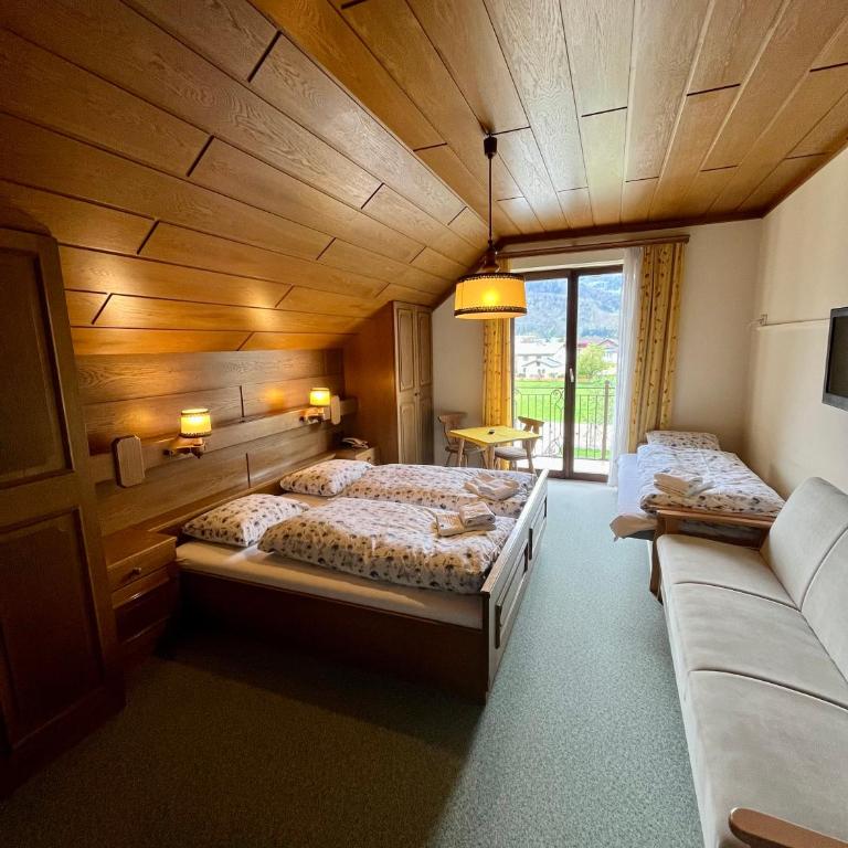 Pension Sommerauer - Habitación Triple Clásica - 4