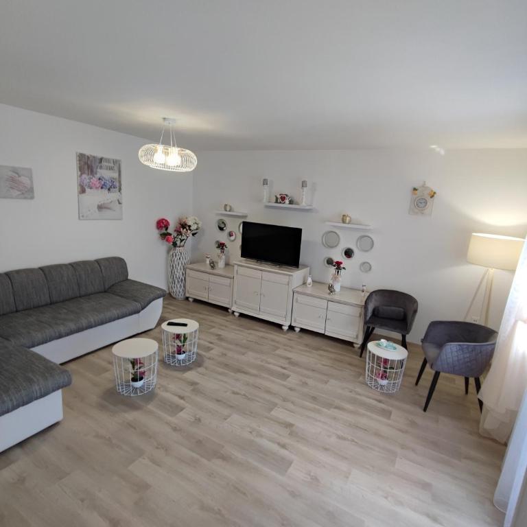 Apartment Barba View - Two-Bedroom Apartment - 11