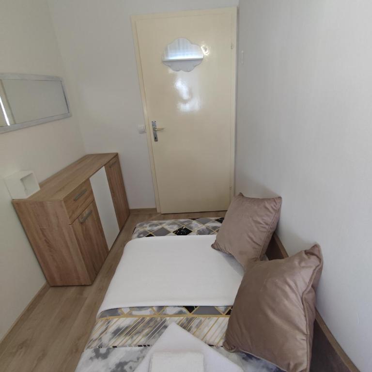 Apartment Barba View - Two-Bedroom Apartment - 23