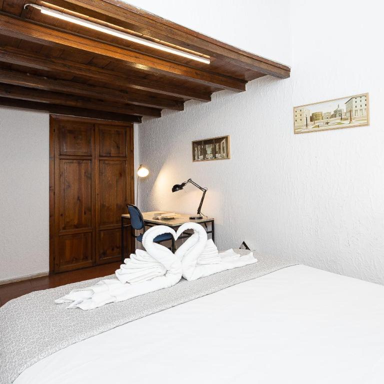 Ciambella Terrace-Rental in Rome - Two-Bedroom Apartment - 37
