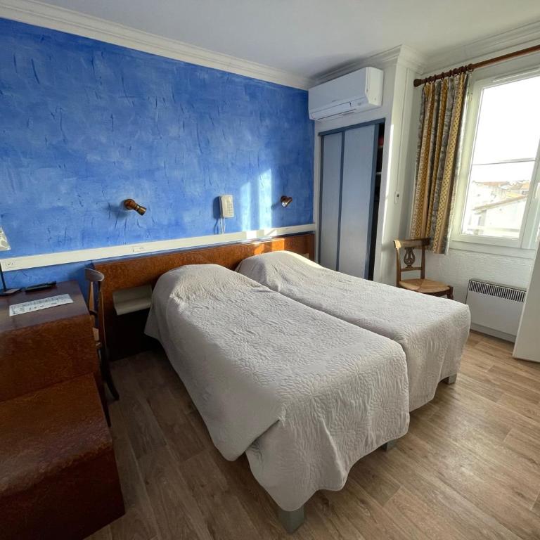 Hôtel Le Mirage - 2 Chambres Communicantes (2 Adultes et 2 Enfants) - 3
