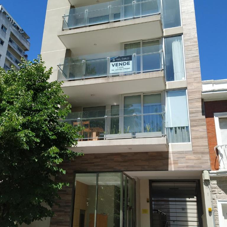 Hermoso DOS ambientes con espacioso balcón y vistas Zona La Perla - Apartamento de 1 dormitorio - 17