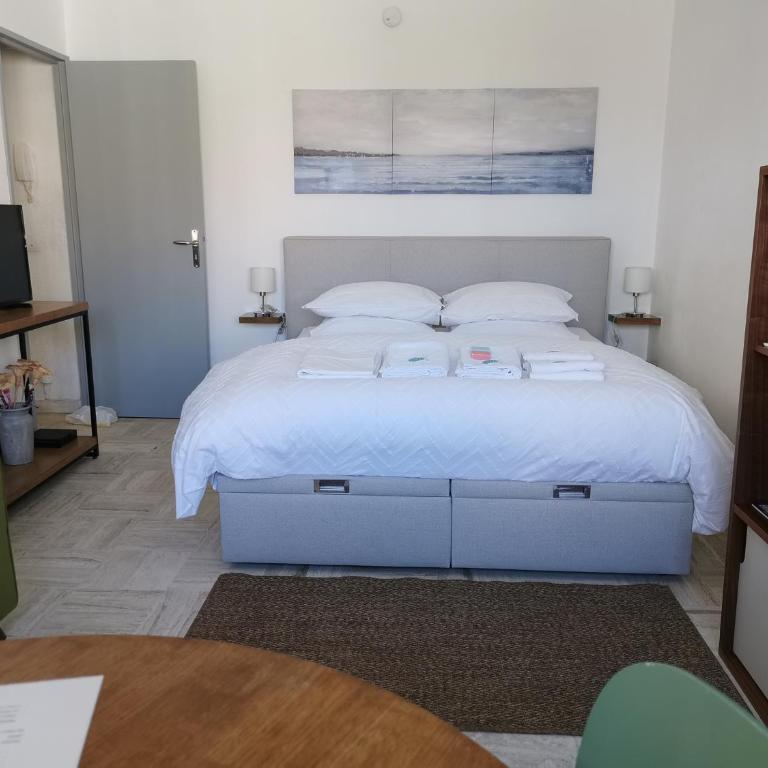 Studio calme et très lumineux, au pied de notre Dame de la Garde - Appartement 1 Chambre - 3